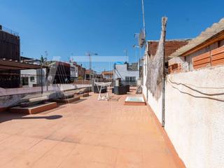 Casa  Balcans. Oportunidad! casa toda en una planta 3 habitaciones dobles, 2 ba