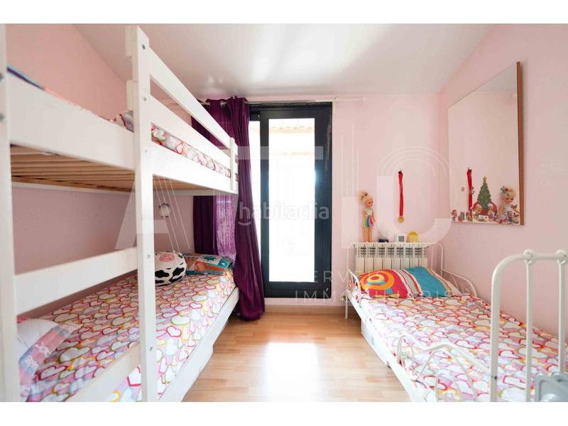 Foto 25cd99f2-6c3a-4a09-9f08-576ff1cf990d. Appartement avec chauffage parking dans Can Puiggener Sabadell