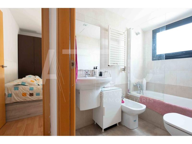Foto 26bf75b4-ab0c-4fdc-ab77-f32c1cd652b1. Appartement avec chauffage parking dans Can Puiggener Sabadell