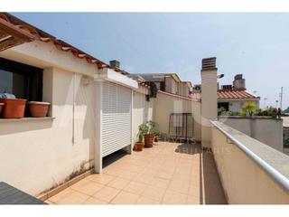 Pis  Empuries. Piso en venta en can puiggener08208