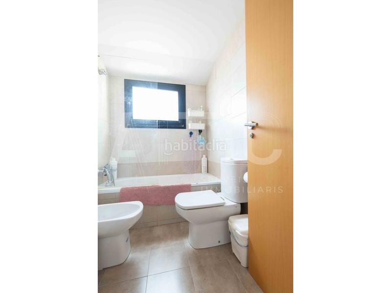 Foto ea1db7d0-b4ea-49c7-9eba-6e85a4157f52. Appartement avec chauffage parking dans Can Puiggener Sabadell