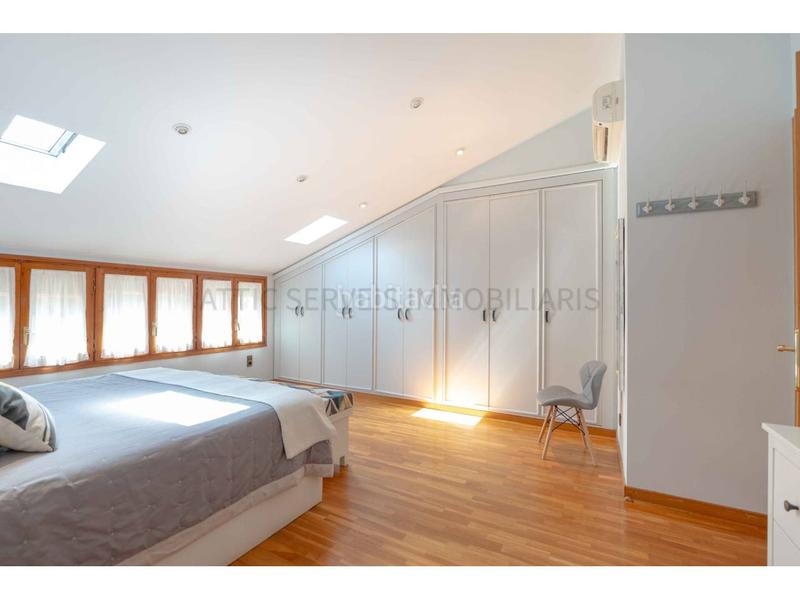 Foto c596ce01-0708-4ee5-9990-ff02515670b0. Casa preciosa casa en venta en el centro , 3 habitaciones, sala polivalente de 38m, patio de 45m, terraza y gar en Sentmenat