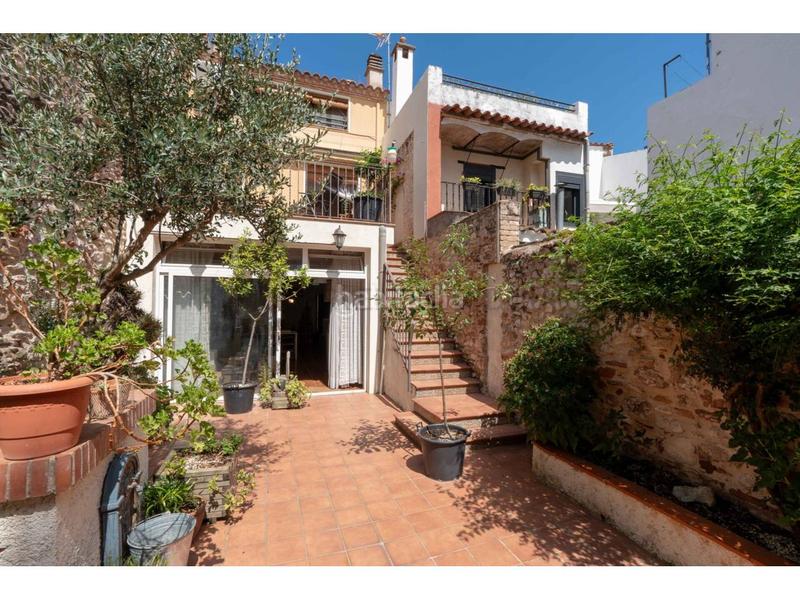 Foto e7d6d6b3-2438-488e-a52e-586b3207f97a. Casa preciosa casa en venta en el centro , 3 habitaciones, sala polivalente de 38m, patio de 45m, terraza y gar en Sentmenat