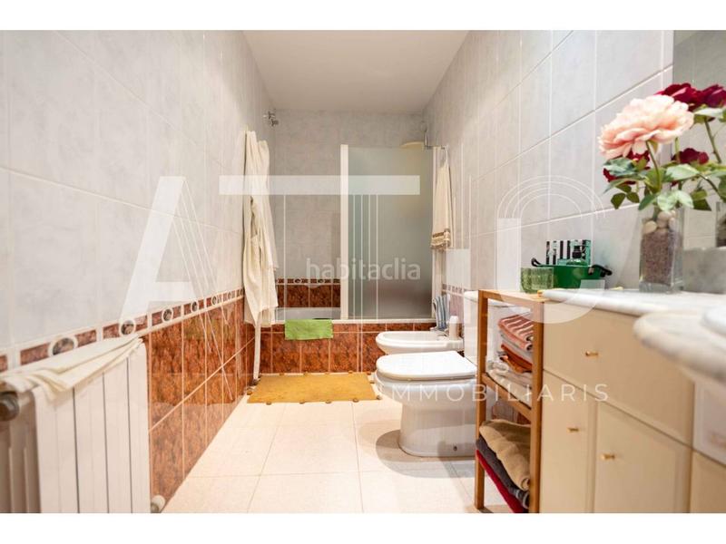 Foto 055ca4e6-5440-4057-961a-be04e9e1cdea. Pis amb calefacció aparcament a Creu de Barberà Sabadell