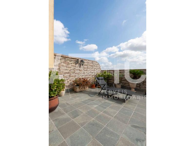 Foto 0b9fbc71-d5fd-4ec5-b96c-ef2d5cd00f7e. Pis amb calefacció aparcament a Creu de Barberà Sabadell