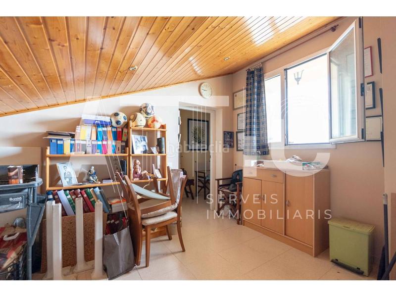 Foto 3c0d5471-1d10-40f5-9562-03dd9ff69c8a. Pis amb calefacció aparcament a Creu de Barberà Sabadell