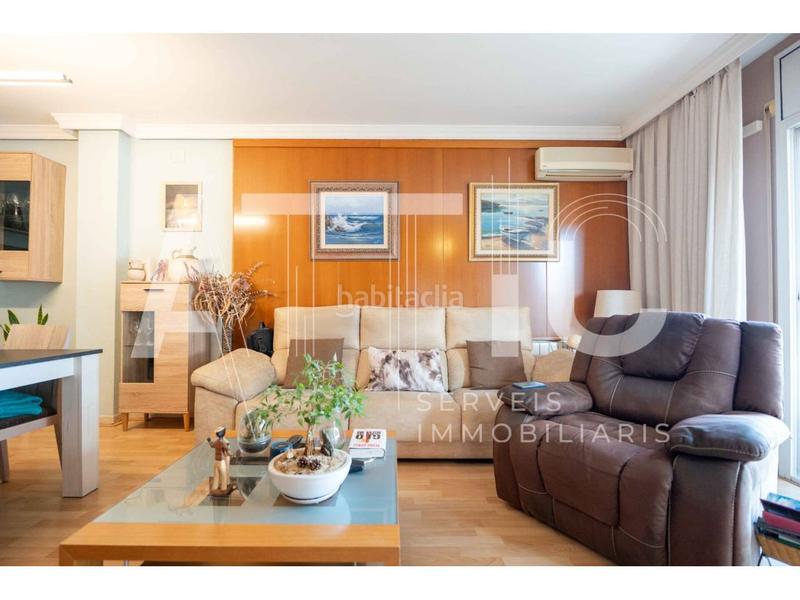 Foto 45c1ec72-537e-438a-92a0-07dc73e5bf9f. Pis amb calefacció aparcament a Creu de Barberà Sabadell