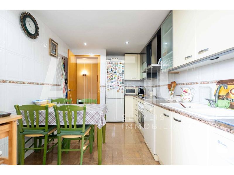 Foto 4e56f0e1-8007-46a0-b639-1b446bcf2f32. Pis amb calefacció aparcament a Creu de Barberà Sabadell