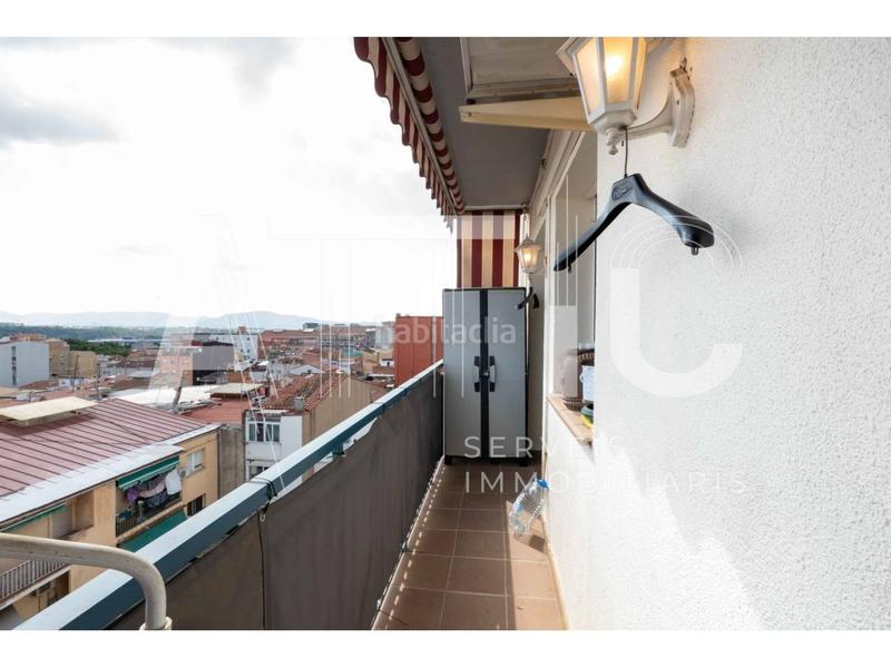 Foto 63b89bbf-aeab-4ae9-a69a-995b915c2018. Pis amb calefacció aparcament a Creu de Barberà Sabadell