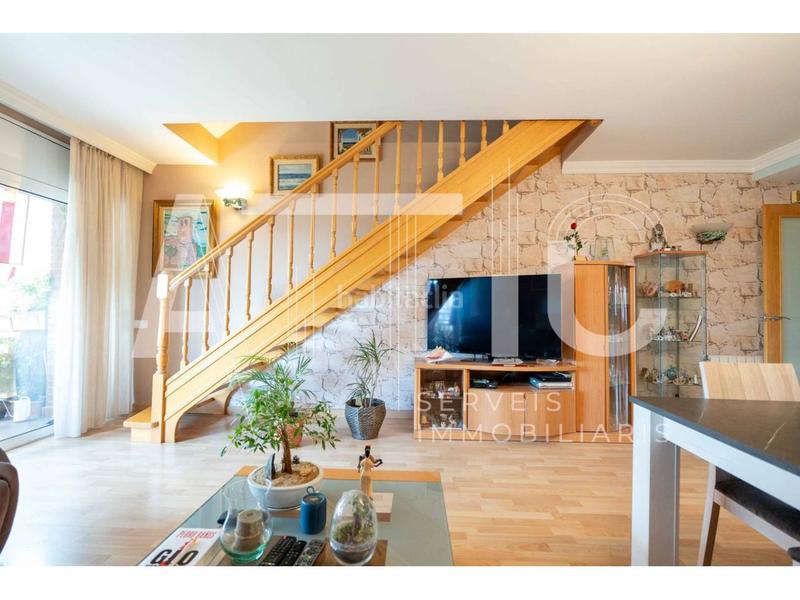 Foto 83a240c8-ed3f-40ab-a128-981e18f79056. Pis amb calefacció aparcament a Creu de Barberà Sabadell