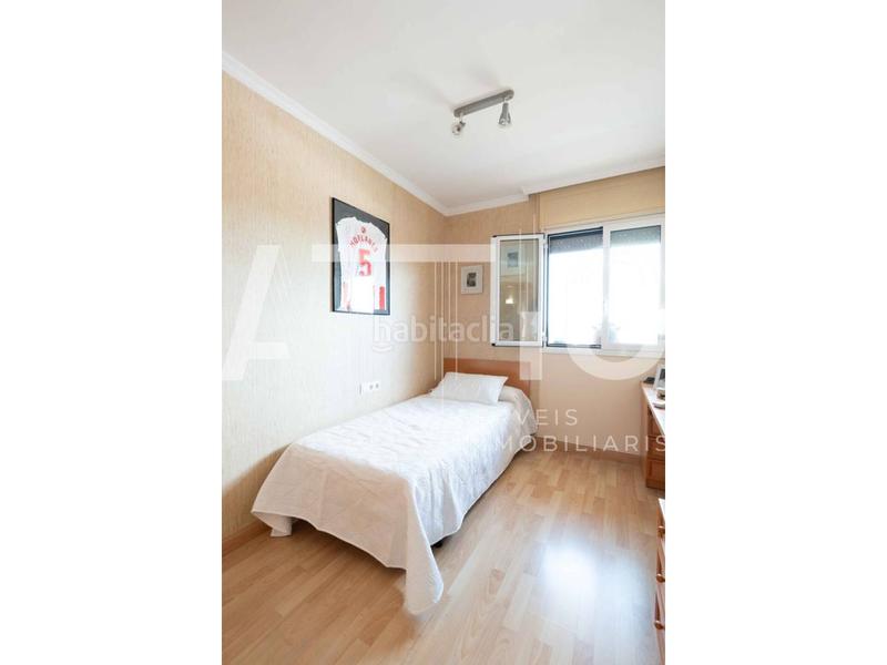 Foto 9aa6c222-db96-4fd0-9ad0-02217c756167. Pis amb calefacció aparcament a Creu de Barberà Sabadell