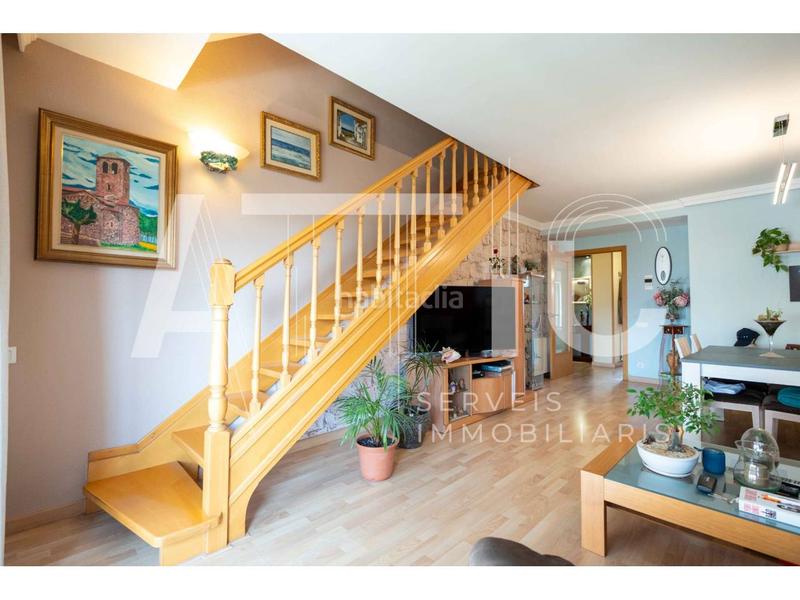 Foto f06152db-fc5c-4a0d-b567-4efd84bea5b1. Pis amb calefacció aparcament a Creu de Barberà Sabadell