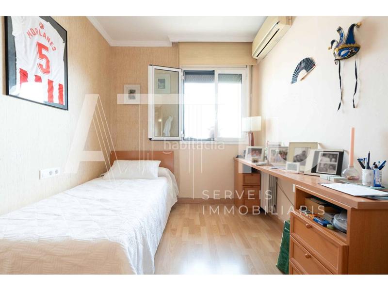 Foto fc221fbf-c43c-4b79-bb25-26d138d335cb. Pis amb calefacció aparcament a Creu de Barberà Sabadell