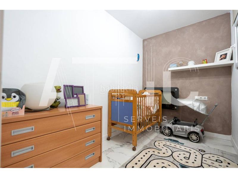 Foto 4dc51c0c-11fe-4c34-8fb3-453ef2f1ead4. Casa  en venta en la Creu de Barberàrománica con espectacular garaje, 3 habitaciones y 3 terrazas en Sabadell