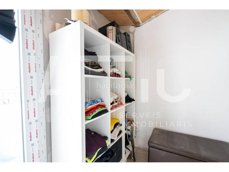 Foto 5168167b-dba6-4ac3-ad7e-4c1933022211. Casa  en venta en la Creu de Barberàrománica con espectacular garaje, 3 habitaciones y 3 terrazas en Sabadell