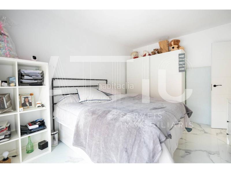 Foto c104a621-2cf7-44e2-a23b-14463c69454a. Casa  en venta en la Creu de Barberàrománica con espectacular garaje, 3 habitaciones y 3 terrazas en Sabadell