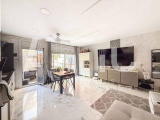 Casa  Francesc casañas. Casa en venta en románica