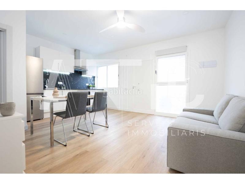Foto daf8e6e1-277c-464c-8c3f-f9f691f255de. Piso planta baja nueva a estrenar en ca noriac, junto a avenida matadepera, 1 habitación, patio y completamente amueblada en Sabadell