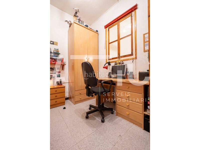 Foto 40444e0c-9487-4c4a-ab10-b916285696c8. Chalet mit parking in Centre Sabadell