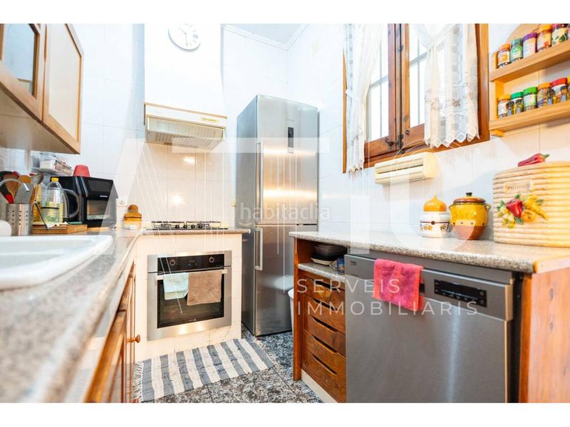 Foto 9d728acf-7aab-4399-9d93-1b676c0780f5. Chalet mit parking in Centre Sabadell