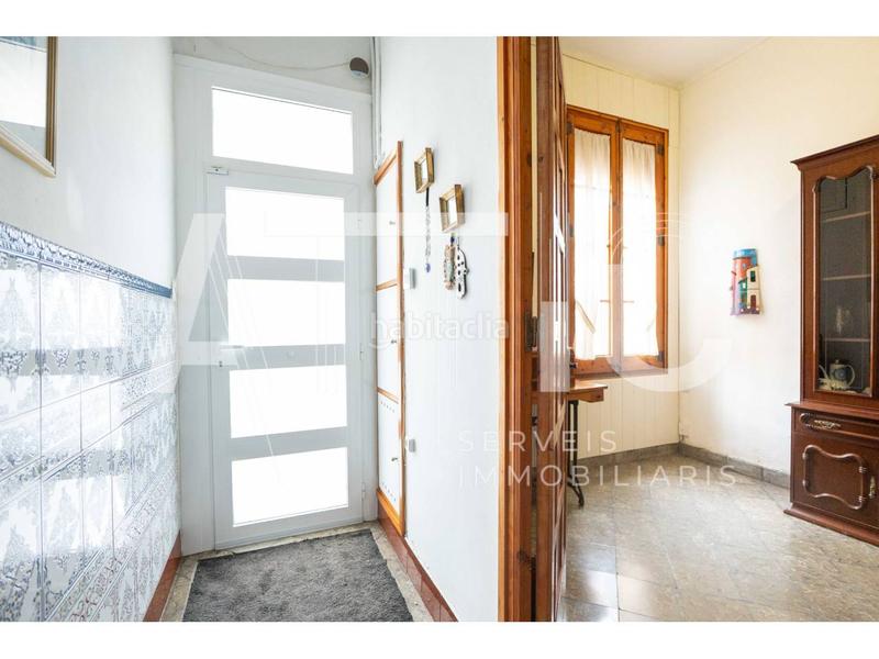 Foto b057e444-5f5b-47df-a835-246a25ec57bf. Chalet mit parking in Centre Sabadell