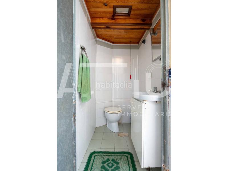 Foto e887ace7-fbe7-4d70-b499-8880c81c0608. Chalet mit parking in Centre Sabadell