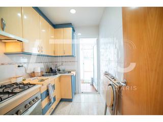 Pis  Petrarca. Piso en venta en can rull, 2 habitaciones con patio y balcn