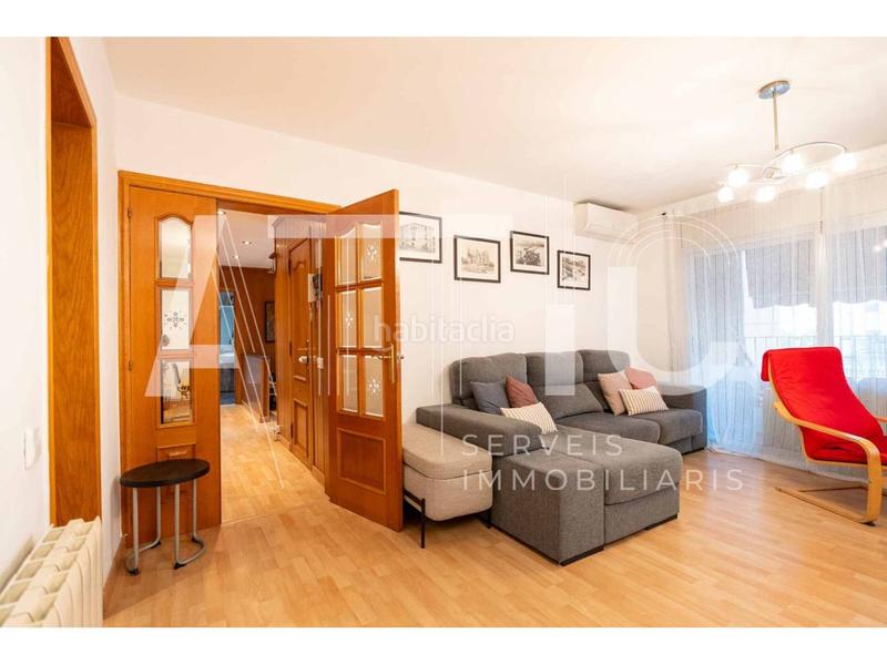 Foto d9ef39ca-e1b2-4b5a-991e-31c784ac3023. Appartamento con riscaldamento in Torre-romeu Sabadell
