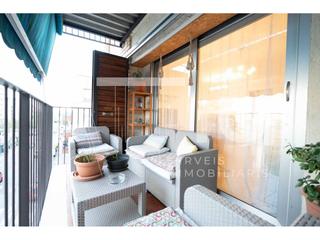 Pis  Sau. Pisazo de pelcula, 130m, 3 habitaciones trples, 2 comedores y