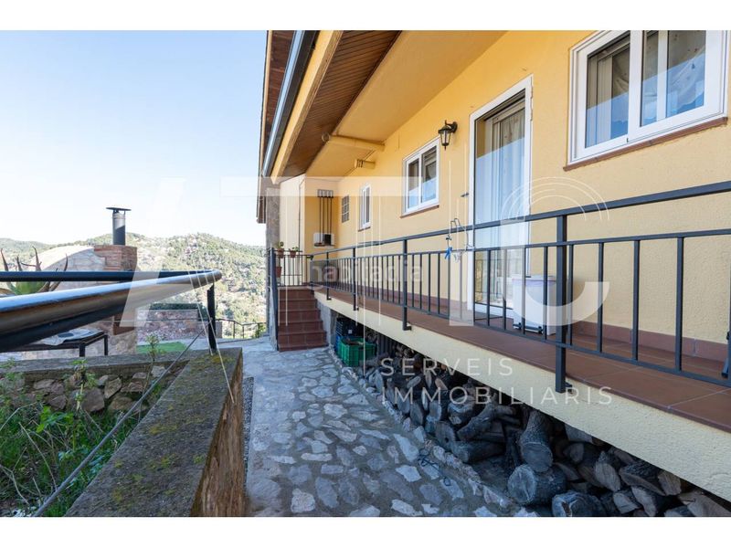 Foto 31af8121-b81d-4e14-8c35-017e4cdf90ea. Casa amb calefacció aparcament a El Racó-Sant Feliu del Racó Castellar del Vallès