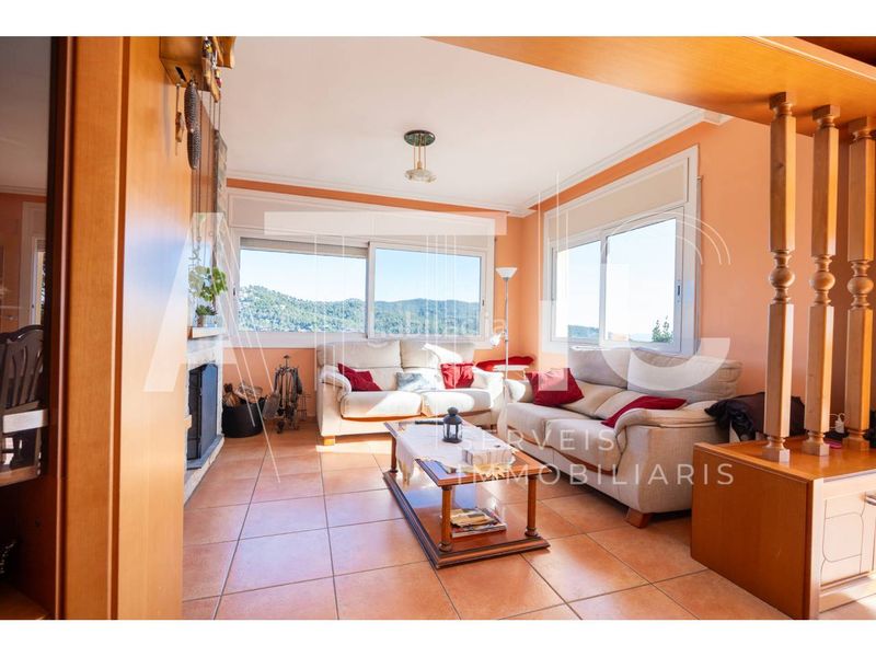 Foto 4c3ca8c8-982a-4ecb-b926-6ff52ec2b7c2. Casa amb calefacció aparcament a El Racó-Sant Feliu del Racó Castellar del Vallès