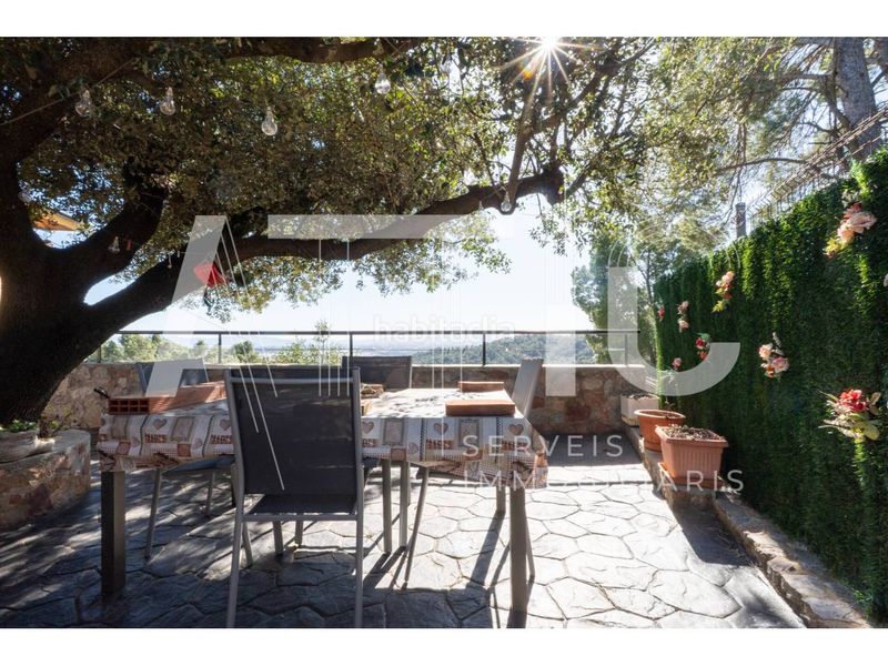 Foto 4db9230d-23db-448e-b010-e9dd63c9b17e. Casa amb calefacció aparcament a El Racó-Sant Feliu del Racó Castellar del Vallès