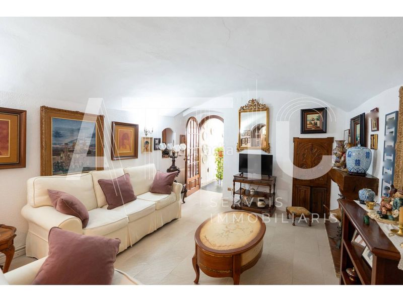 Foto 3d5d4703-ec36-4af4-b08f-d9b593104c02. Casa amb calefacció aparcament a Centre Palafrugell