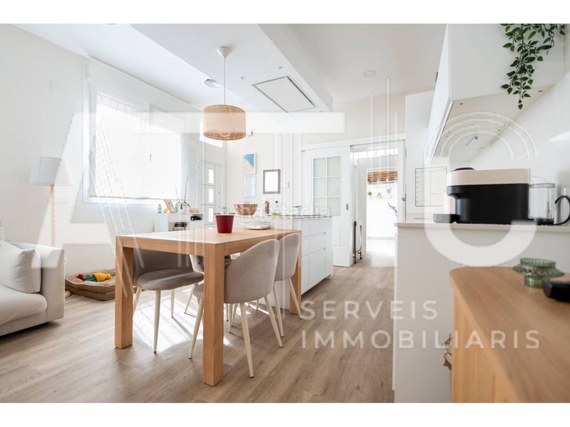 Foto 6f2f6e16-c2fb-414e-992b-718ebe4995fa. Pis amb calefacció aparcament a Progrés - Pep Ventura Badalona