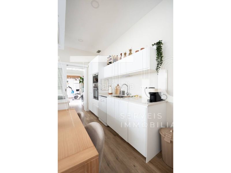 Foto e9ef56f9-df73-49ba-9c5d-eeda6bcf754d. Pis amb calefacció aparcament a Progrés - Pep Ventura Badalona