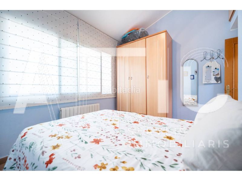 Foto 555f82ad-02ef-486e-9050-52db75510876. Casa con riscaldamento parcheggio in Gràcia Sabadell
