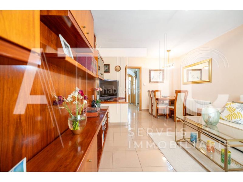 Foto a17b67d6-9d32-453e-ab75-3f4223e04708. Casa con riscaldamento parcheggio in Gràcia Sabadell