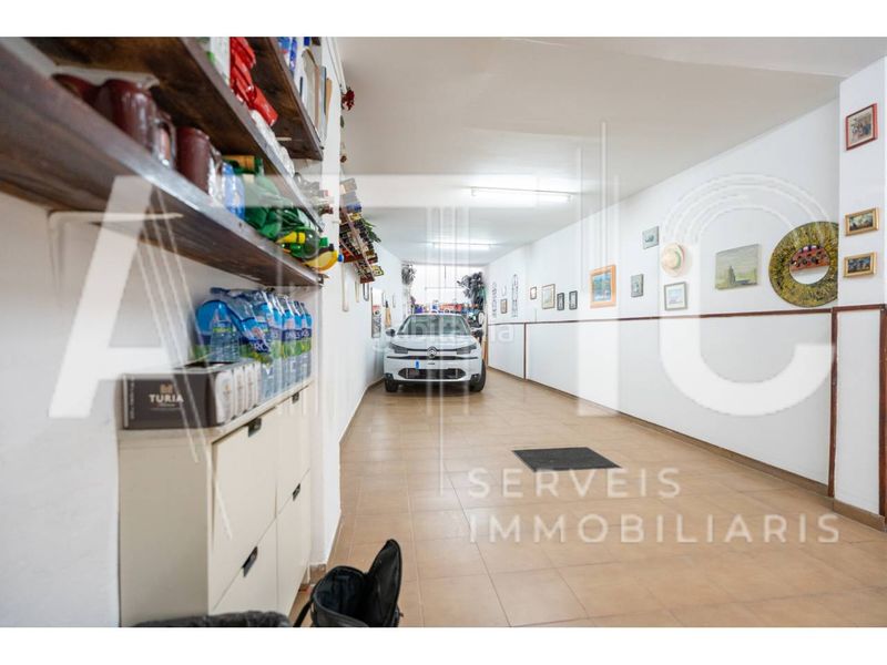 Foto c8068382-5e45-44c6-b509-94bccf51a530. Casa con riscaldamento parcheggio in Gràcia Sabadell