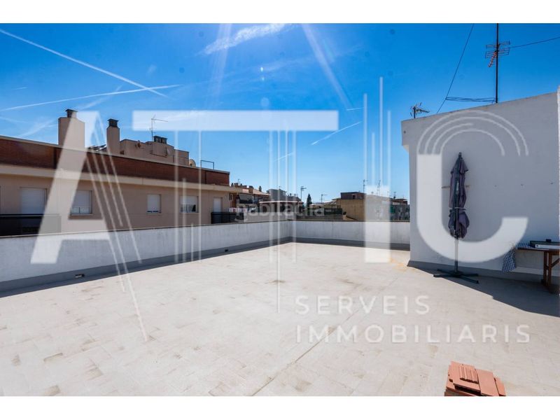 Foto eb3cf1a2-42f5-4ef3-ae1f-ffdadda14215. Àtic amb calefacció aparcament a Polinyà