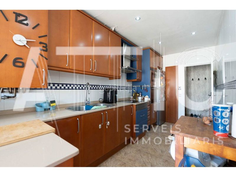 Foto 0dd1f8f0-842f-40ff-bc09-2f4bf21e4006. Apartament amb calefacció a Creu Alta Sabadell