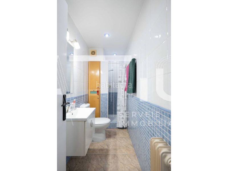 Foto e21fcbdc-53c2-41c2-bf94-3d3473457d8e. Apartament amb calefacció a Creu Alta Sabadell