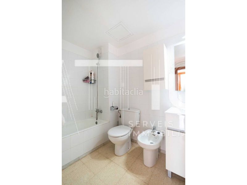 Foto b843df99-4a37-4e89-b3ba-1c6ab288e787. Apartament amb calefacció aparcament a Sant Llorenç Terrassa
