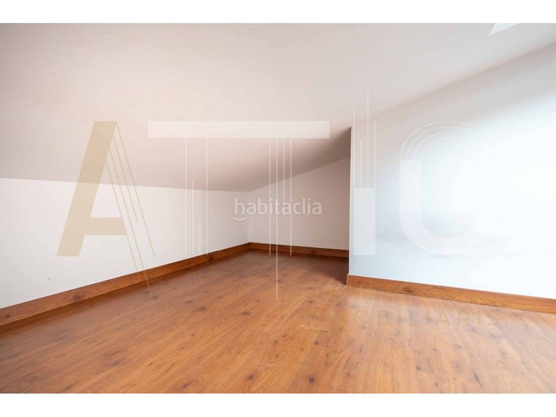 Foto c03b3dc6-3b77-4ad4-a5e8-432130f5ecd1. Pis amb calefacció aparcament a Can Rull Sabadell