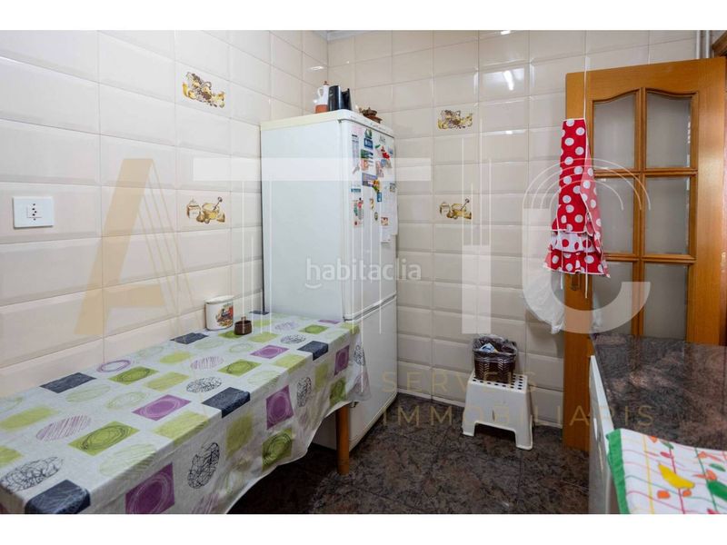 Foto c5ef62bd-806c-4b74-9e57-f69d0d8a9946. Casa amb calefacció a La Plana del Pintor Sabadell