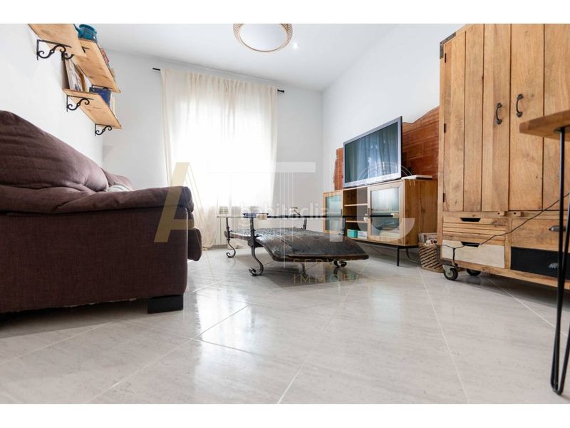 Foto 449322dc-55c2-44f6-bf9e-3a2554331530. Casa amb calefacció aparcament a Gràcia Sabadell
