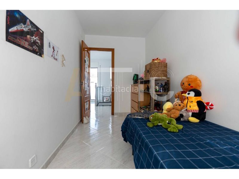 Foto cdda8bc5-c584-4f69-a0da-4fc6af5ff24d. Casa amb calefacció aparcament a Gràcia Sabadell