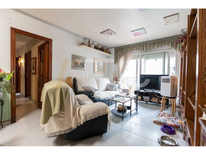 Foto 7b478473-4ce8-4ef4-b238-7e41a4b1f861. Flat with heating parking in Concòrdia Sabadell