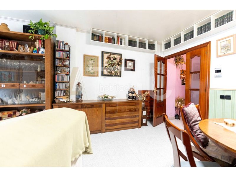 Foto 921b3077-739b-4d00-8234-026f923510ee. Flat with heating parking in Concòrdia Sabadell