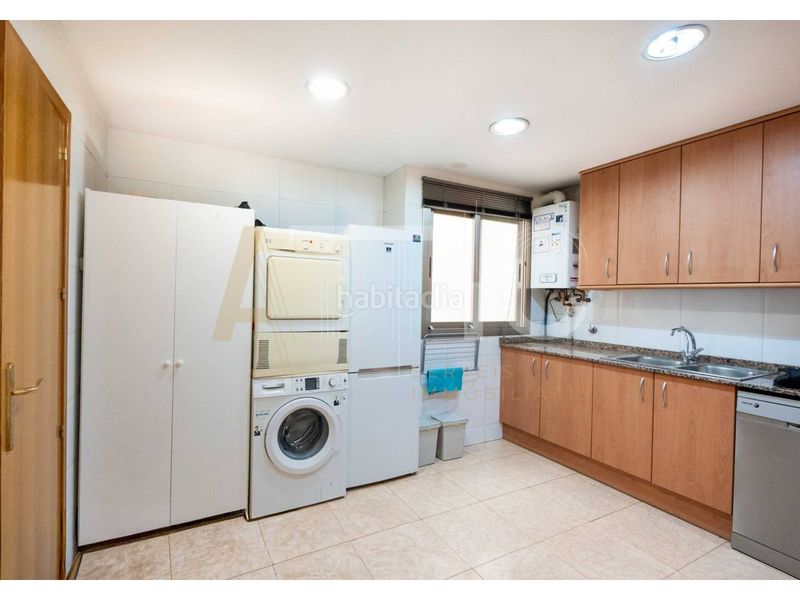Foto 5b147df5-8894-4087-8b7b-a05063037aaf. Flat with heating parking in Gràcia Sabadell