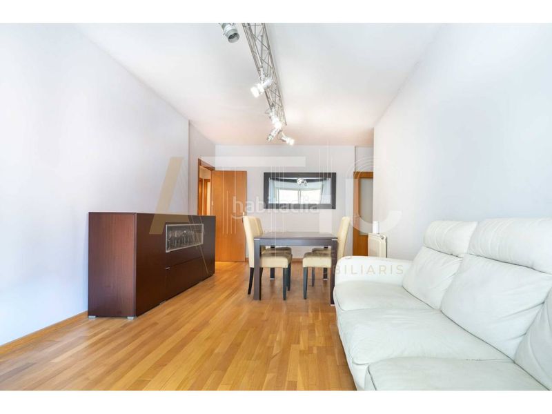 Foto a1fc35e3-a8b9-435d-b258-a377aa6f8930. Flat with heating parking in Gràcia Sabadell